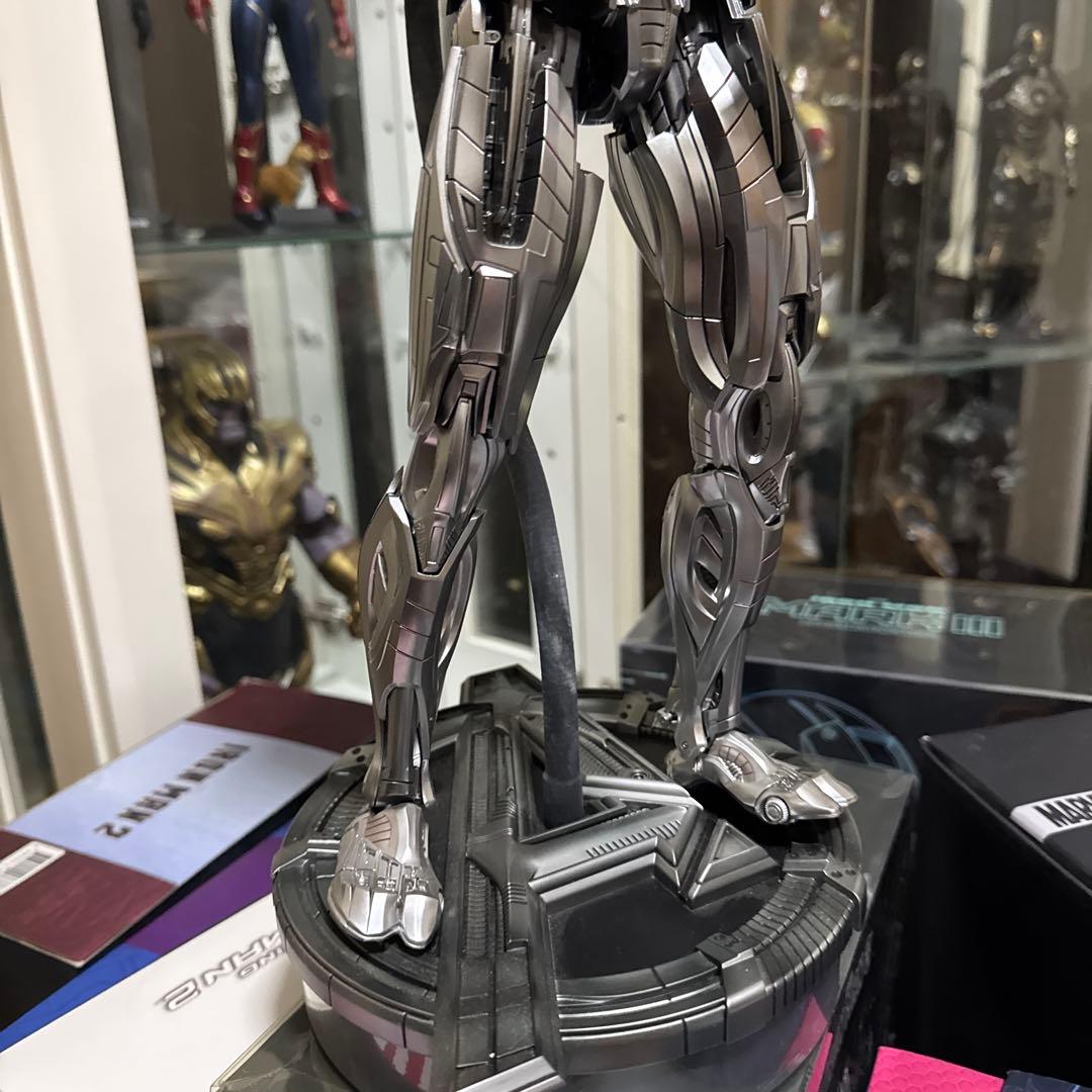 ウルトロン　ホットトイズ