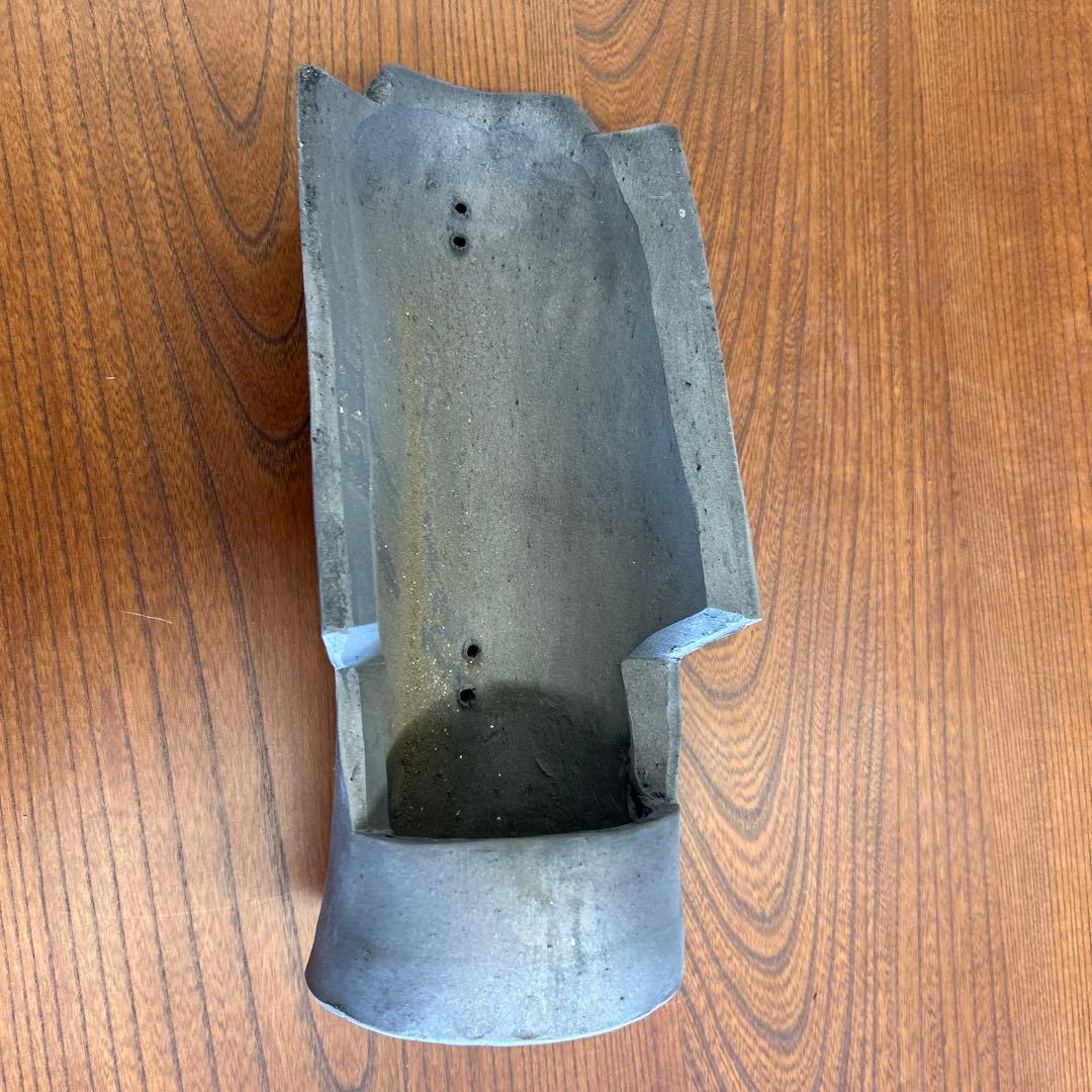 いぶし瓦製円筒形オブジェ