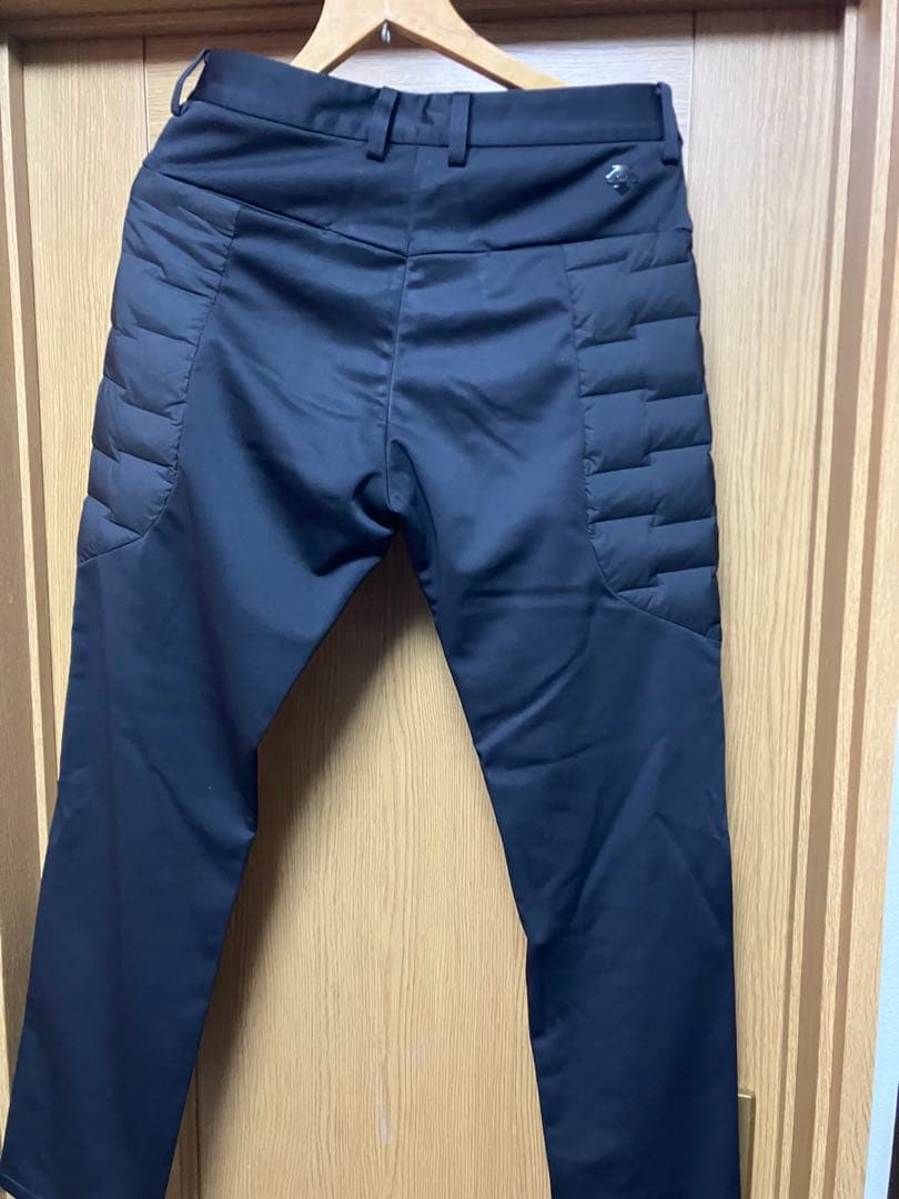 美品　デサントゴルフ　ダウンパンツ　M