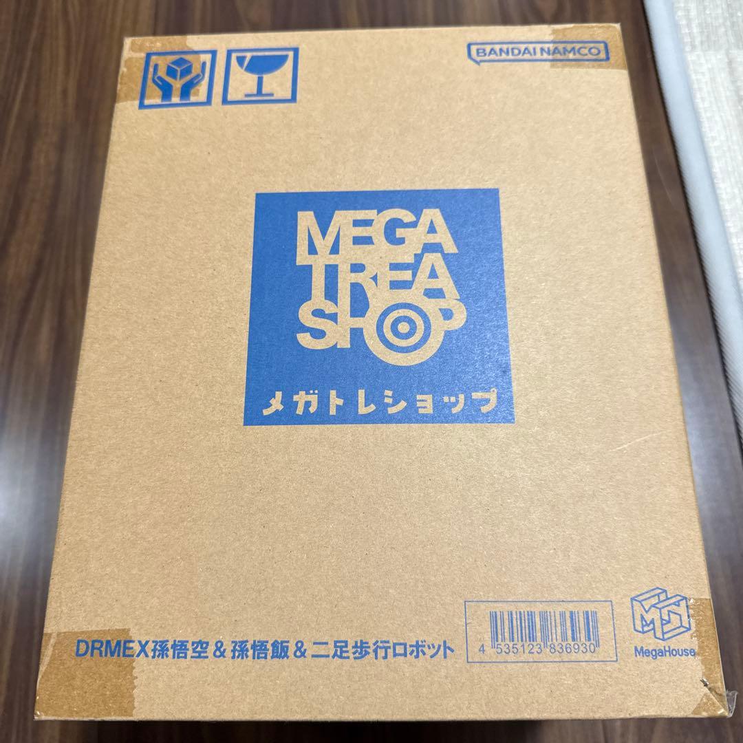 メガトレショップ　孫悟空&孫悟飯&二足歩行ロボット