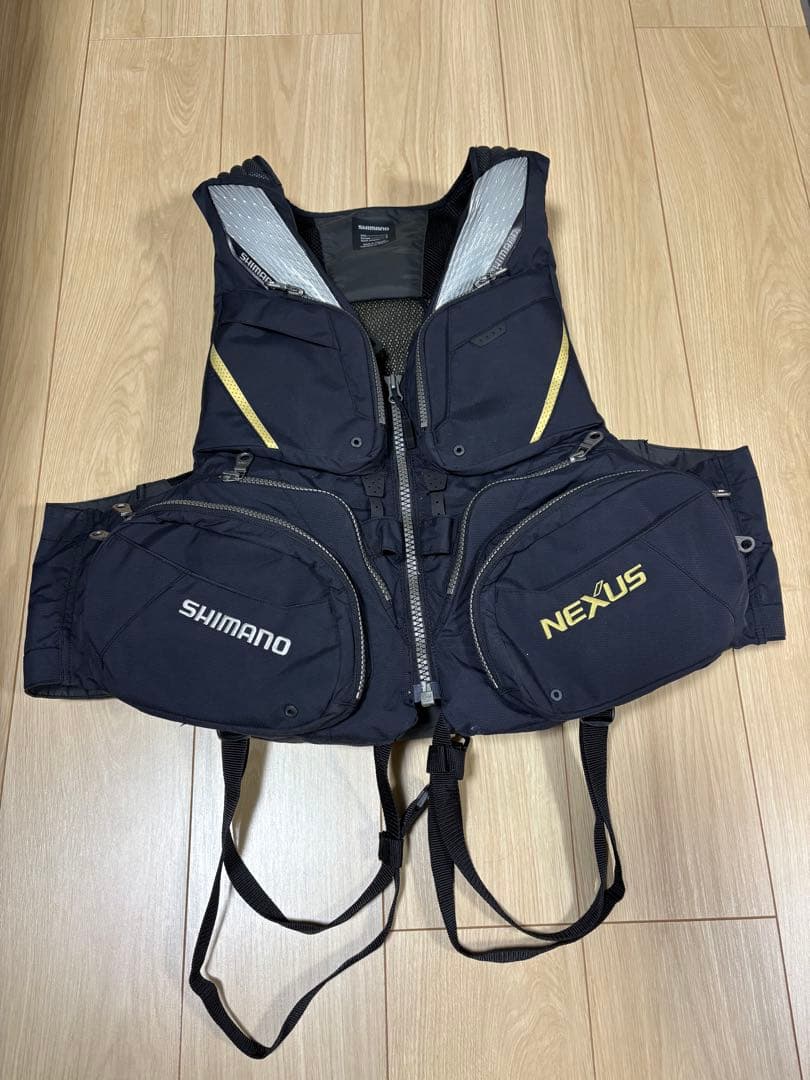 SHIMANO NEXUS ライフジャケット　Lサイズ　VF-120F