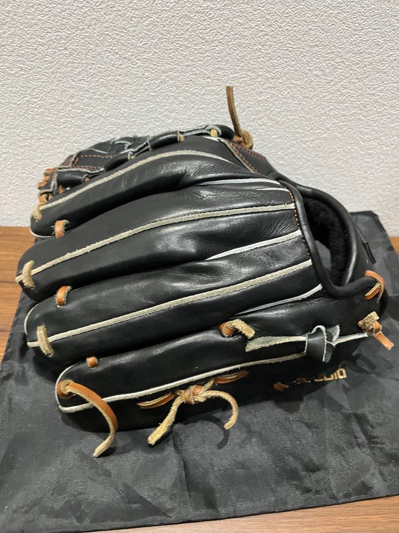 山本グラブスタジオ　硬式内野手用グローブ　664K型　レザリオ付き