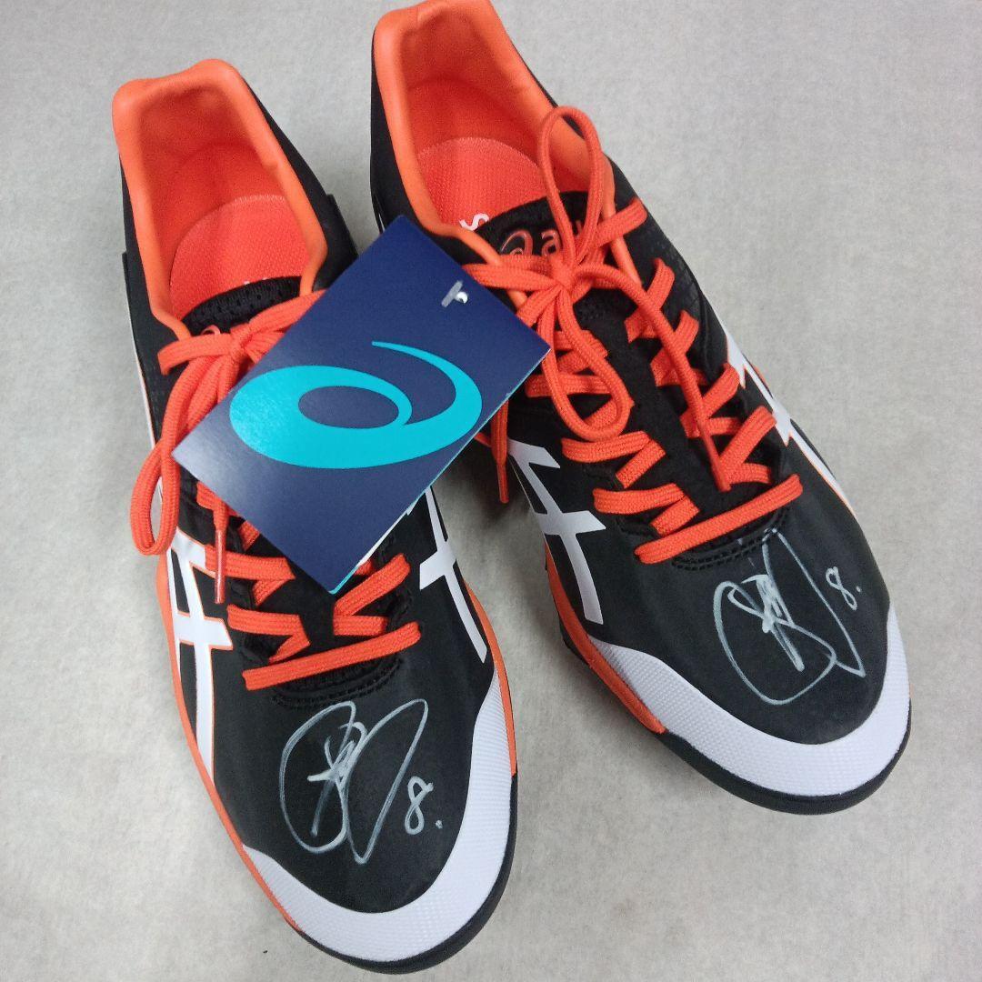 ジャイアンツ 巨人 丸 選手 直筆 サイン 入り スパイク