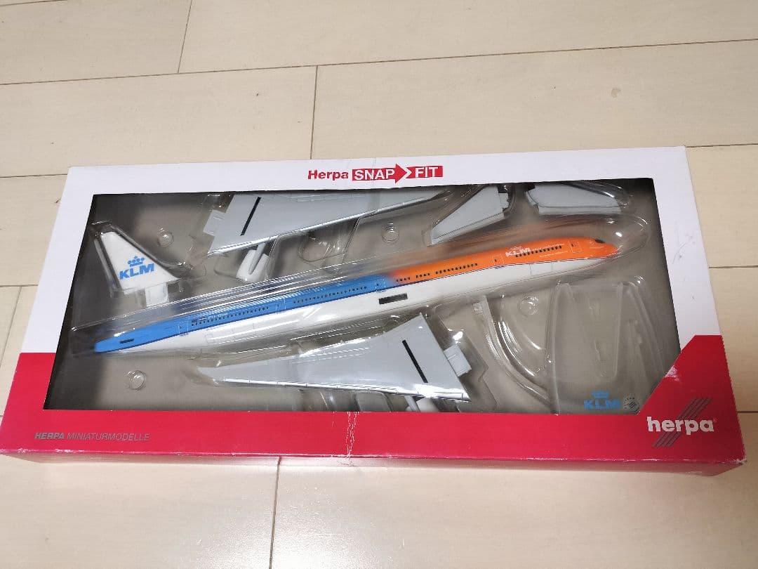 航空機・ヘリコプター KLM Orange Pride Boeing 777-300 1/200