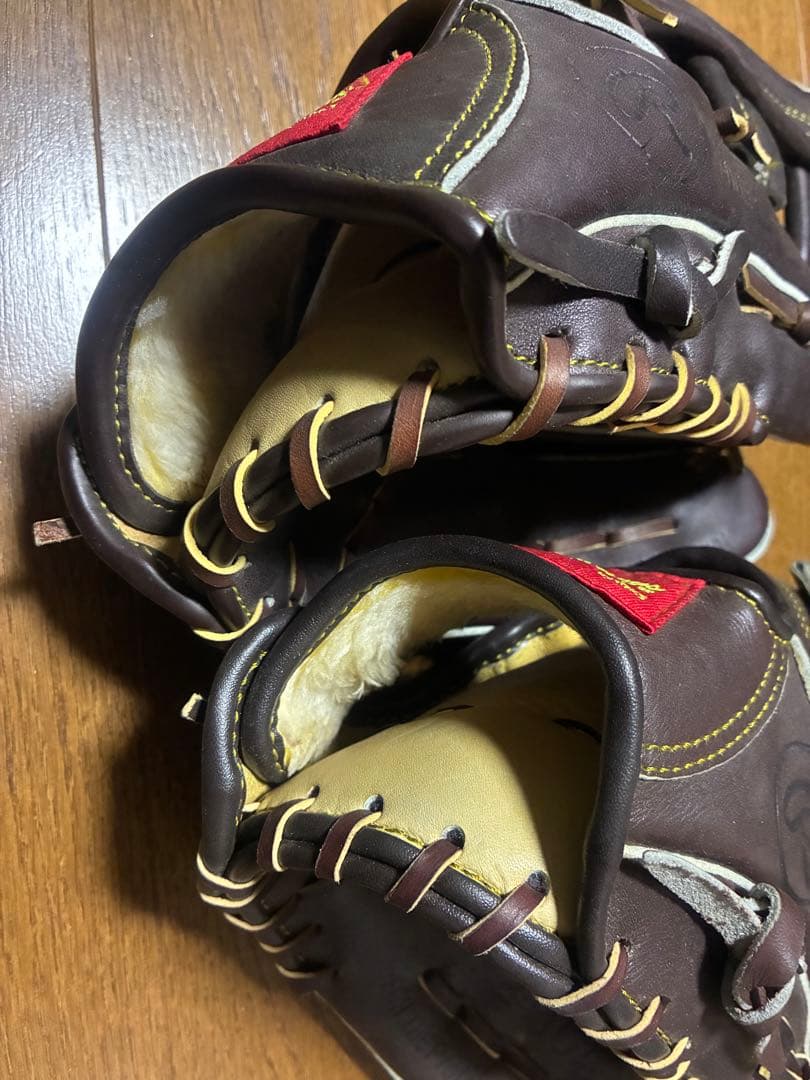 野球グローブ　2個セット！！asics Rawlings 子供用　状態良