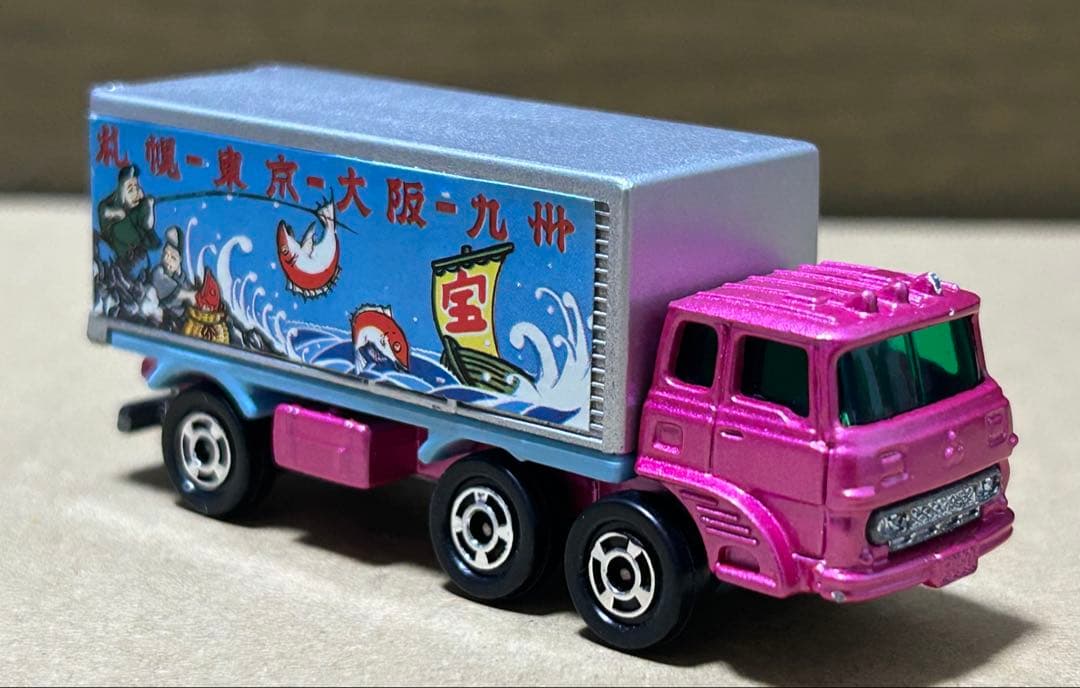 日本製 トミカ 三菱ふそう パネルバン