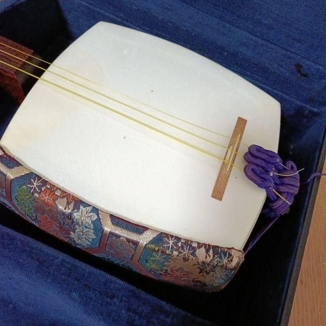 引き取り限定 三味線本体 ケース付き 中古