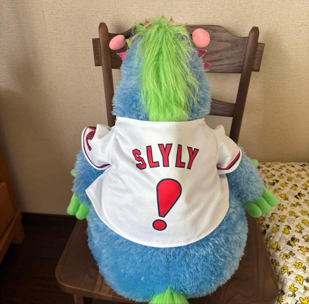 広島東洋カープ　特大スライリー　新井ハンドパペット