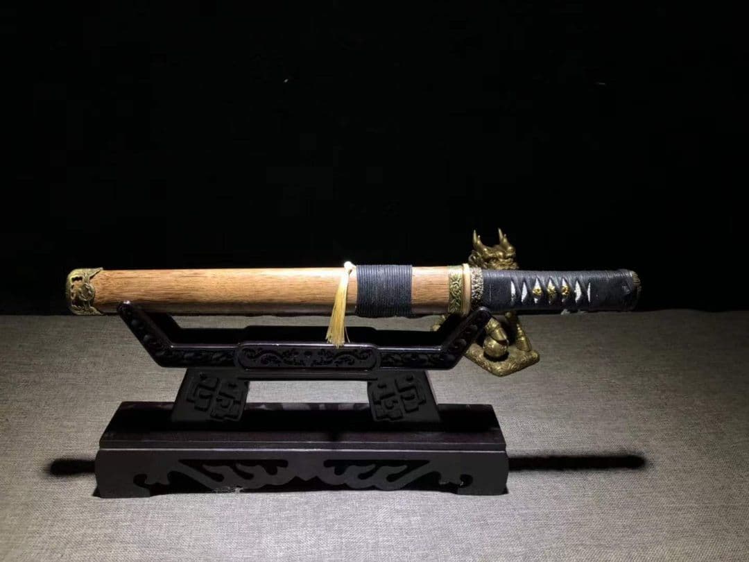 猟影唐刀 古兵器 武具　刀装具　日本刀　模造刀 居合刀  短刀