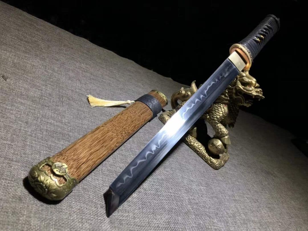 猟影唐刀 古兵器 武具　刀装具　日本刀　模造刀 居合刀  短刀