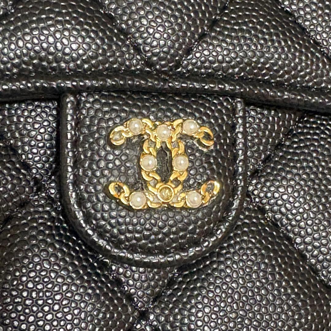 マトラッセ　スマホショルダーバッグ