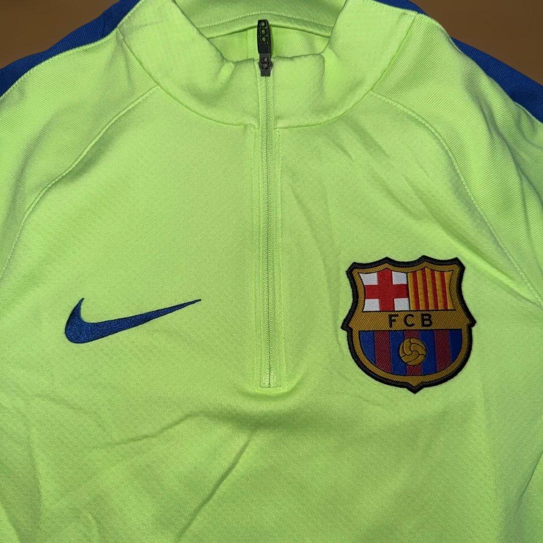 NIKEバルセロナトレーニングウェア上下 気分で値段変わります