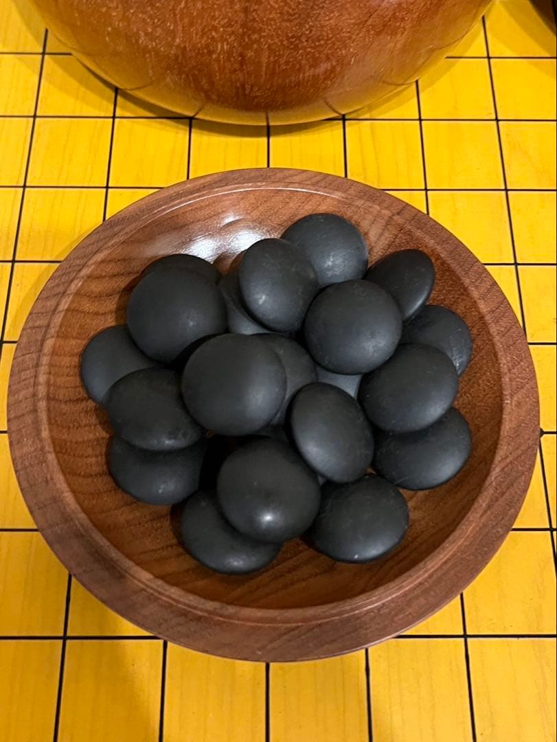 【送料込み】囲碁盤　木製　脚付