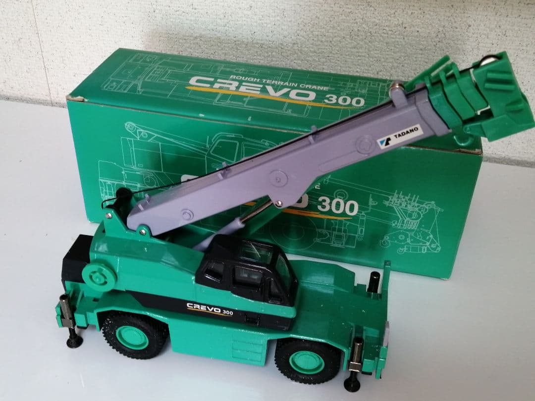 タダノ　クレーン（ラフター）　ミニチュア　レア　CREVO 300　レア　緑