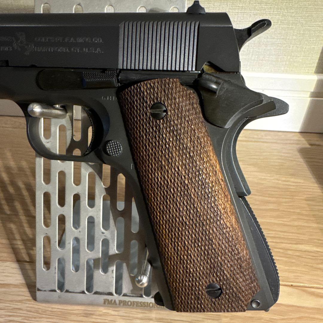 東京マルイ　M1911A1コルトガバメント（ブローバックガス）おまけ付き