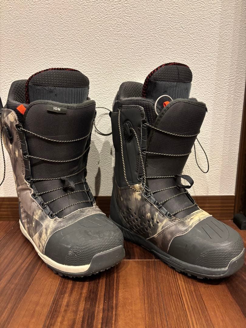 BURTON ION AF アイオンアジアンフィット7インチ 25.０cm 美品