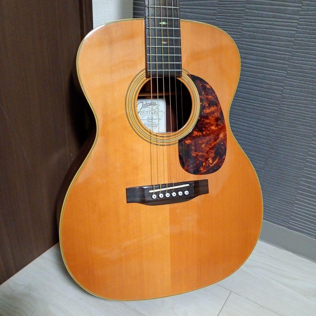 オール単板アコースティックギタージョンソンJO26 Johnson