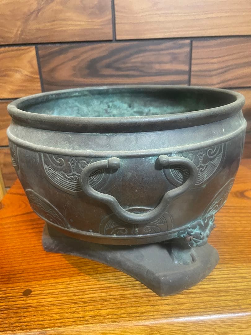 古銅　火鉢　獣三つ足　木台付き　骨董