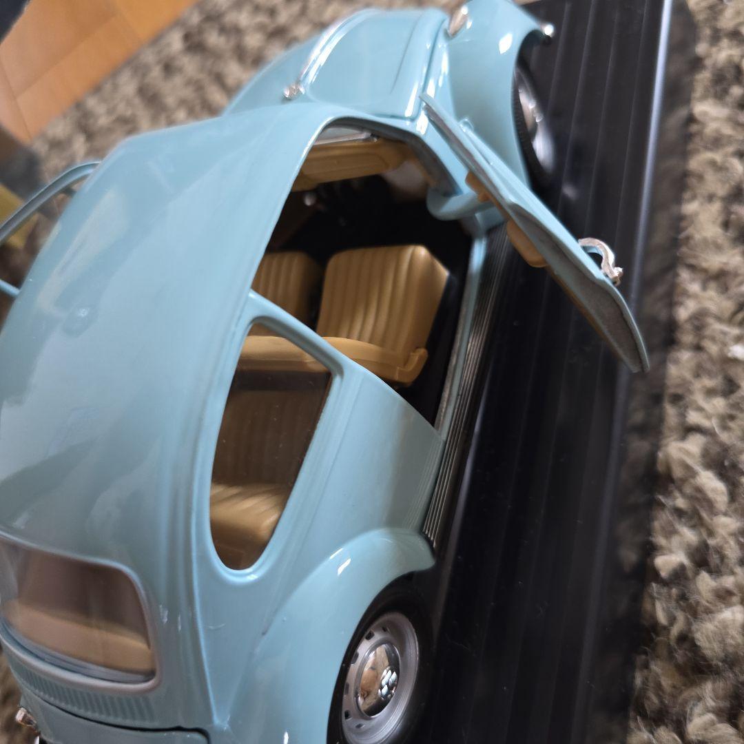 Road Tough Volkswagen Beetleミニカーワーゲンビートル