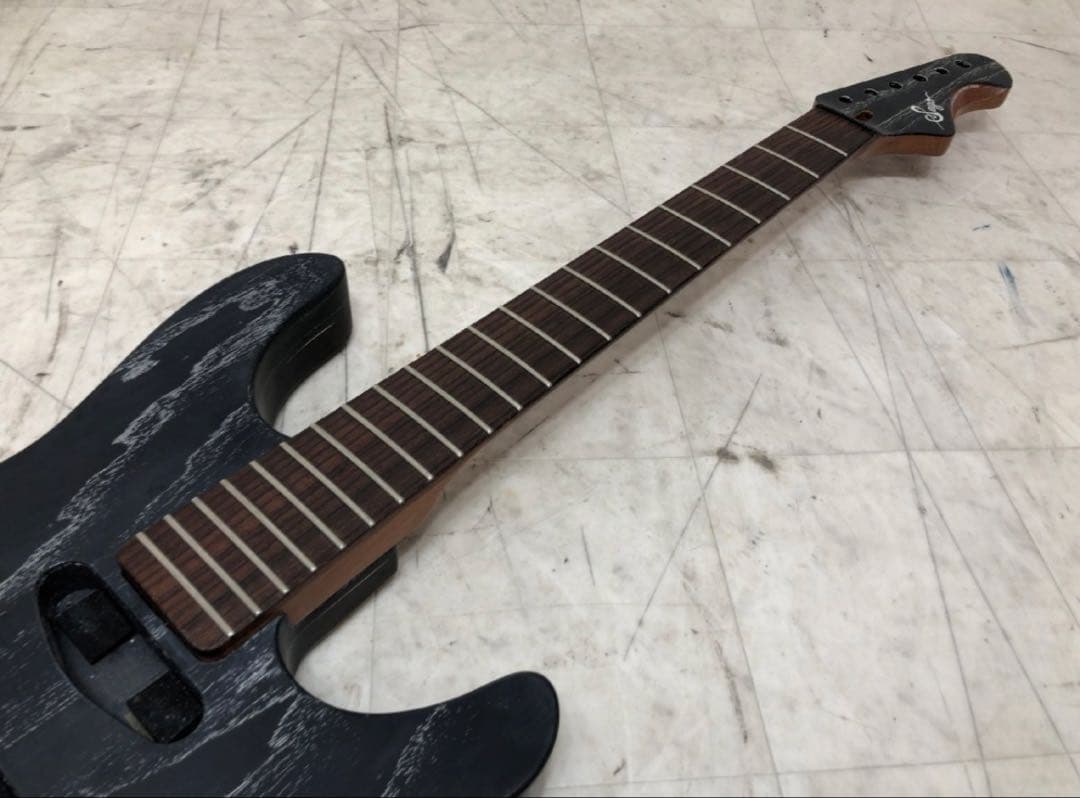 Sago Sonia セミオーダー ボディネック