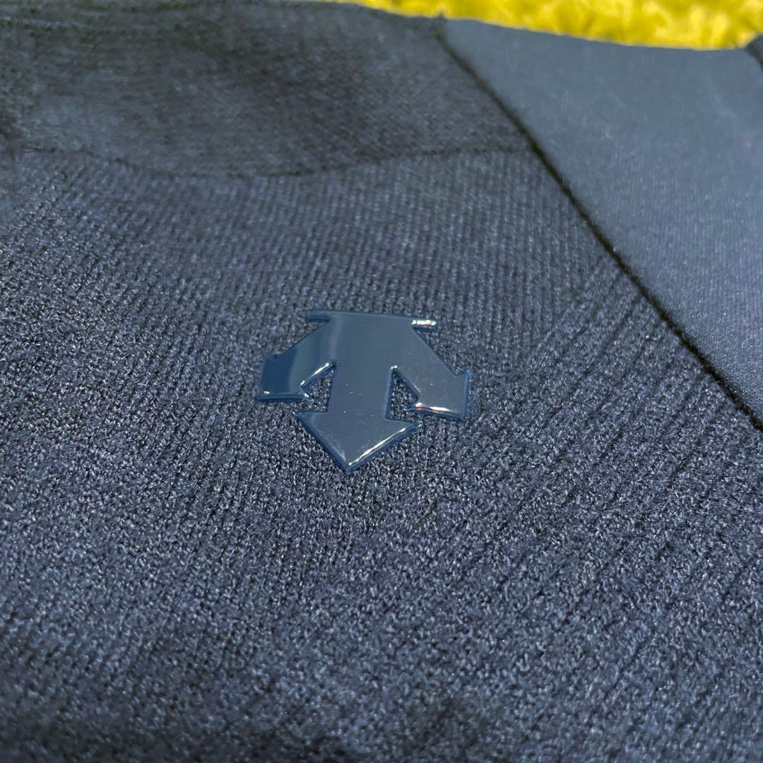 デサントゴルフ　ジップ　セーター