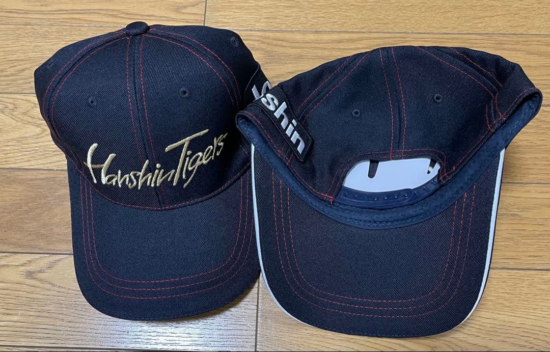 阪神タイガース球場配布キャップ　バンダナ　タオル　Tシャツ　甲子園開幕戦ファン感