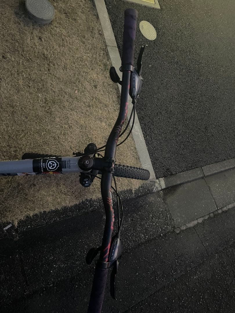 KAGRA27.5インチ マウンテンバイク RedBull 引き渡し限定です。