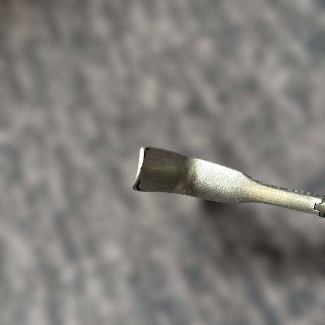 Daiwa トーナメントZ 2500iTスピニングリール 収納ケース付き