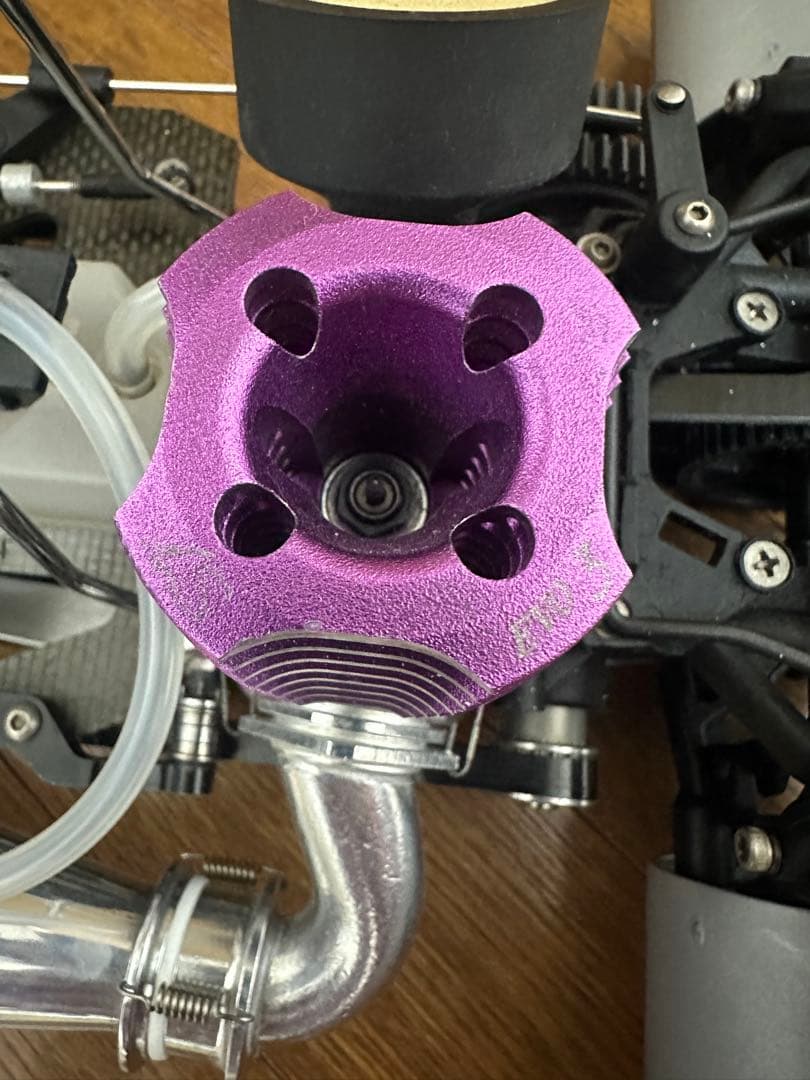 1/8サーパント950R 当時ハイエンドエンジンカー