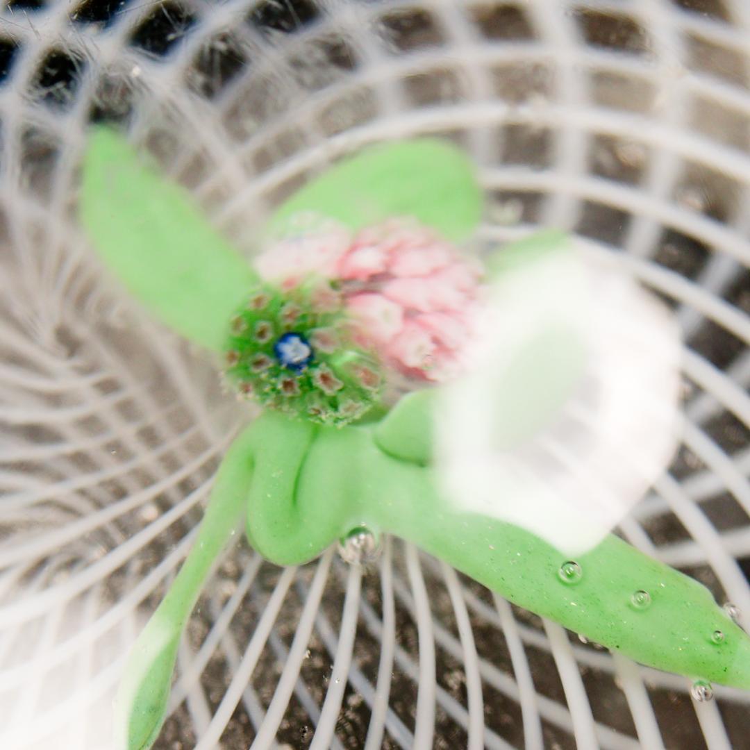 Latticino Glass ミルフィオリ フラワー ペーパーウエイト 置物