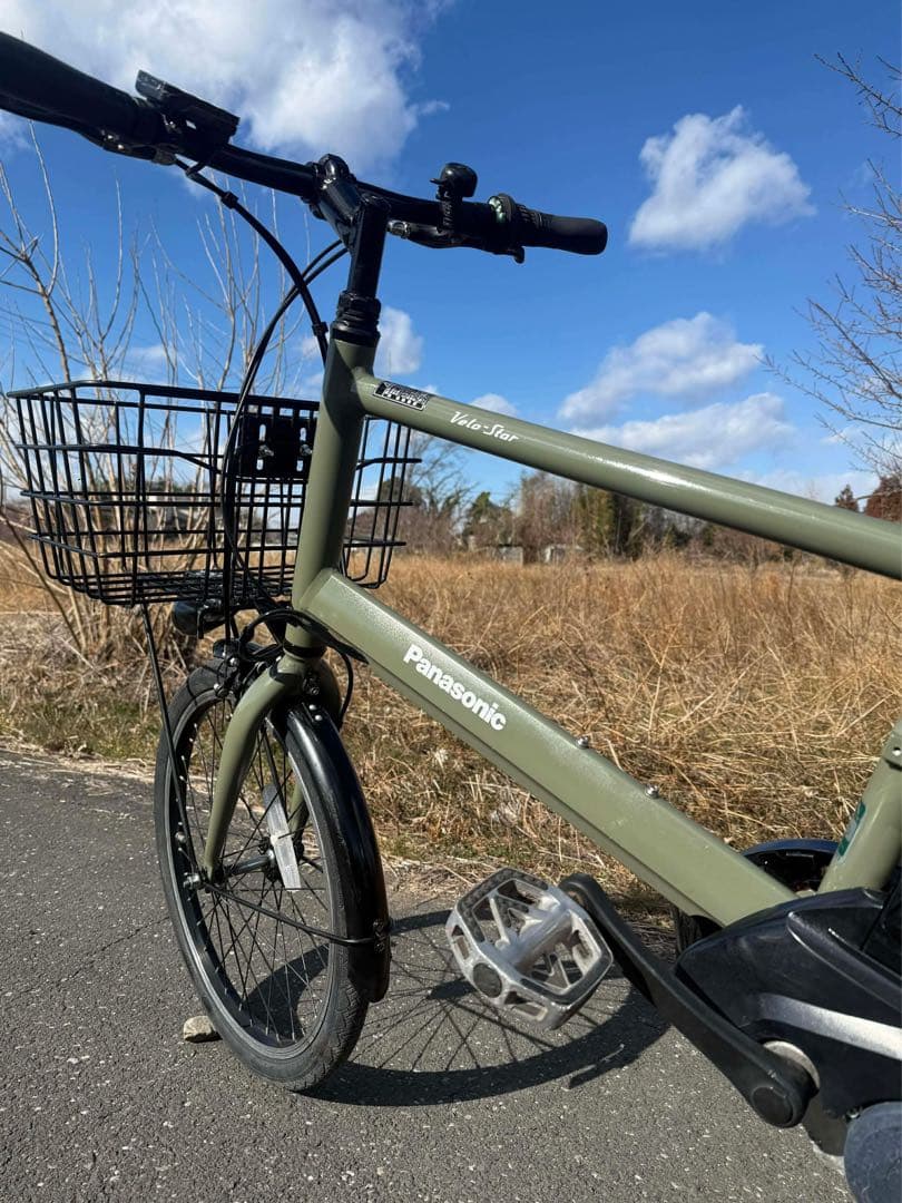 パナソニック製の青色の電動アシスト自転車