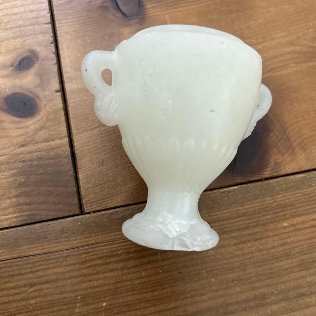 ヴィンテージ　エッグカップ　不透明白カップ　年代物