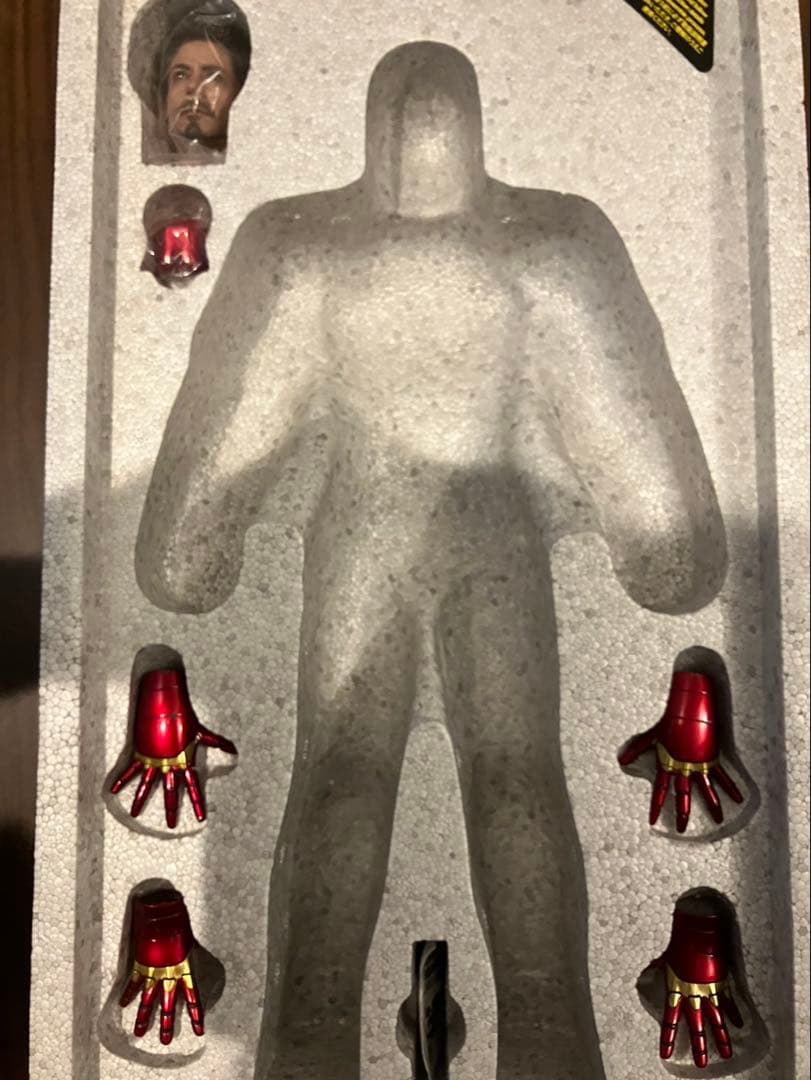 ホットトイズ　アイアンマン　マーク50 アベンジャーズ　インフィニティウォー