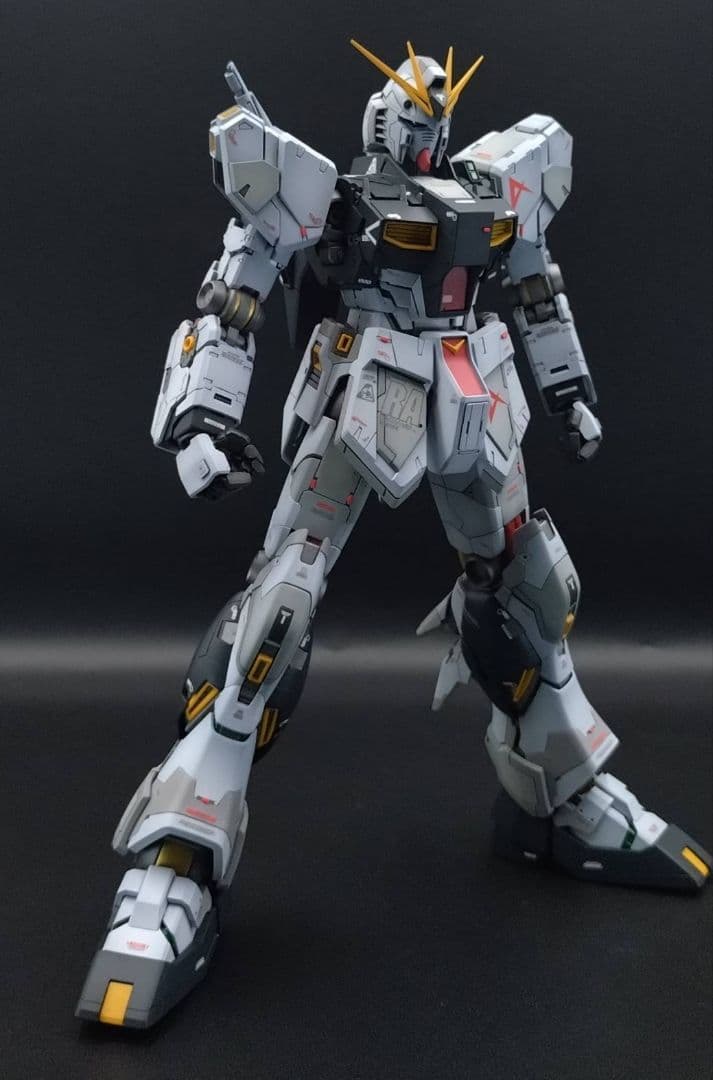 ガンプラ　完成品　MG1/100 νガンダムver.ka