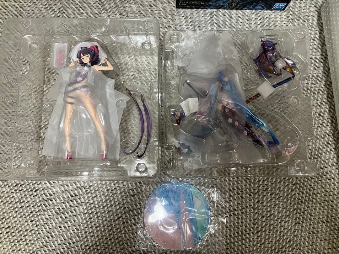 葛飾北斎　フィギュア　2点