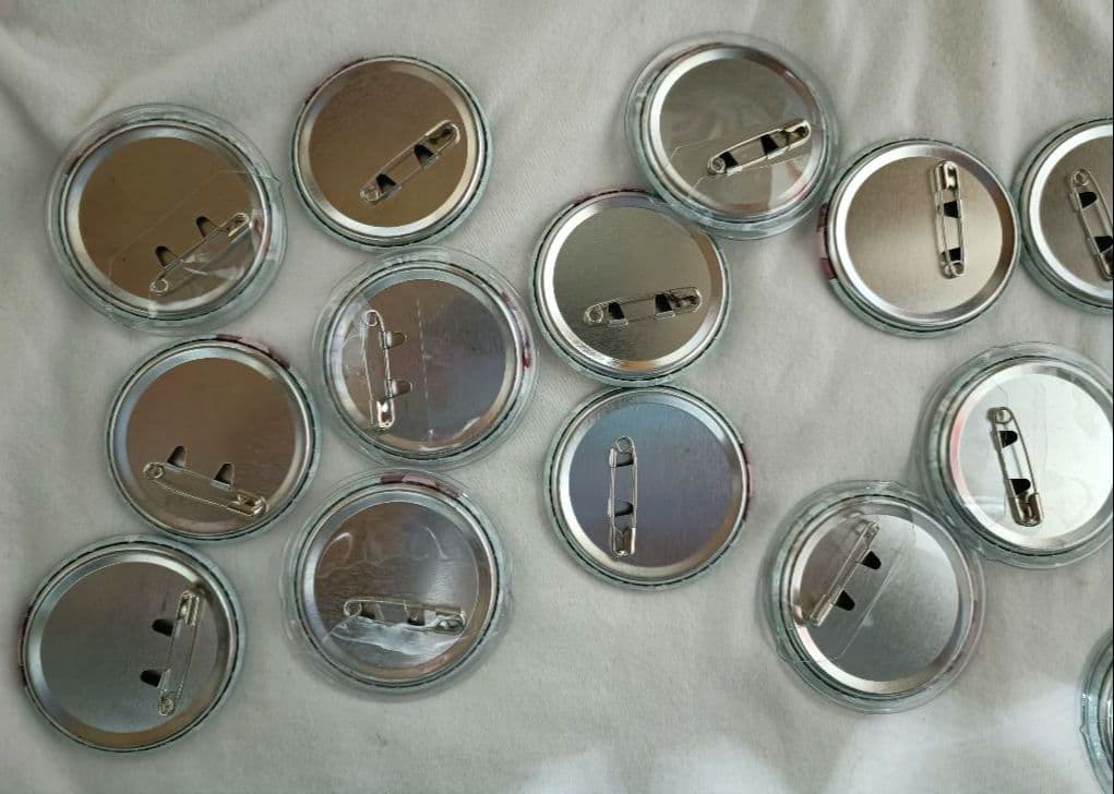 すとぷり　さとみ　缶バッチ　さとはぴ　ワンマン　マイク