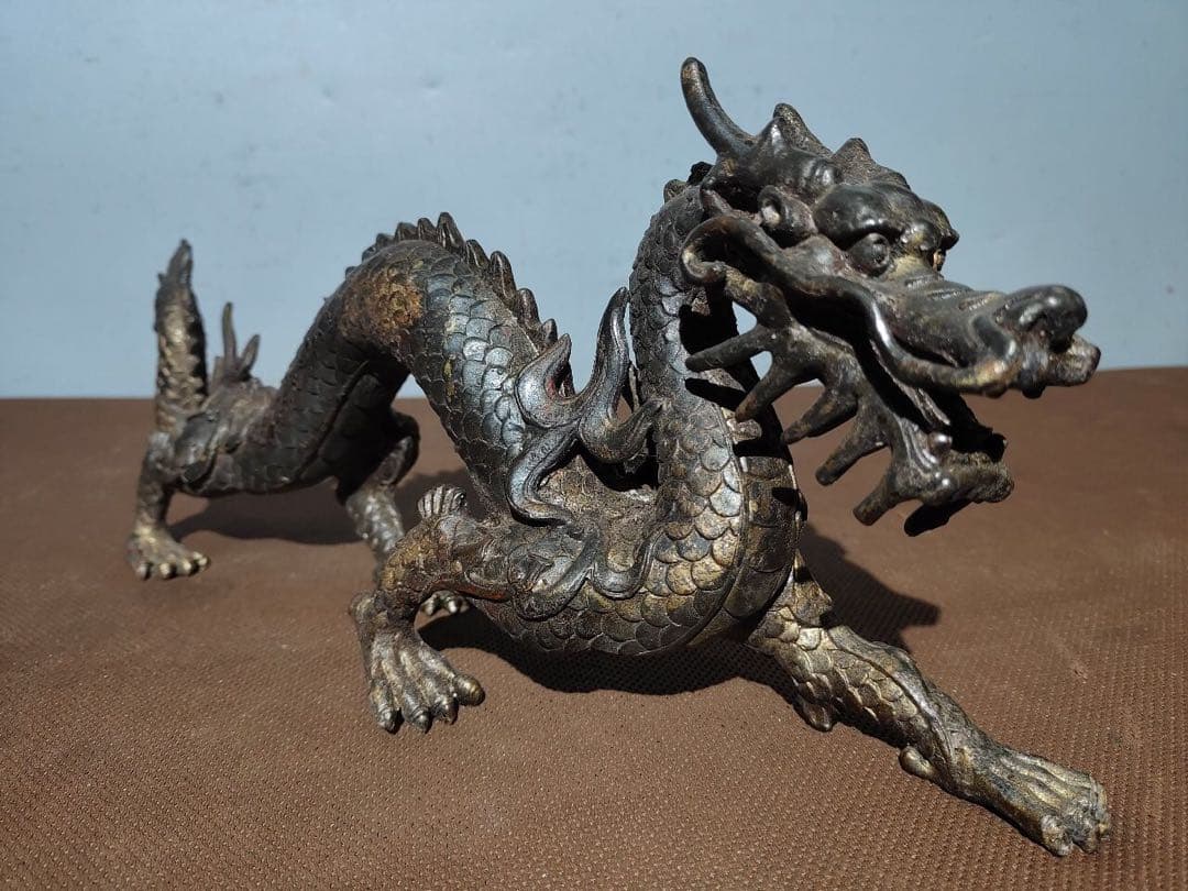 時代物　純銅製泥金龍　アンティーク　置物　古美術