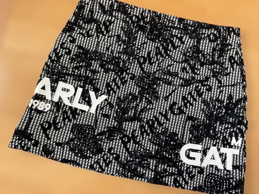 未使用品　パーリーゲイツ　スカート　サイズ２　ダークネイビー