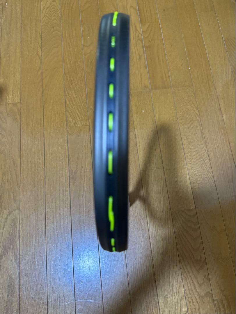 ほぼ新品 YONEX テニスラケット ボルトレイジ8v