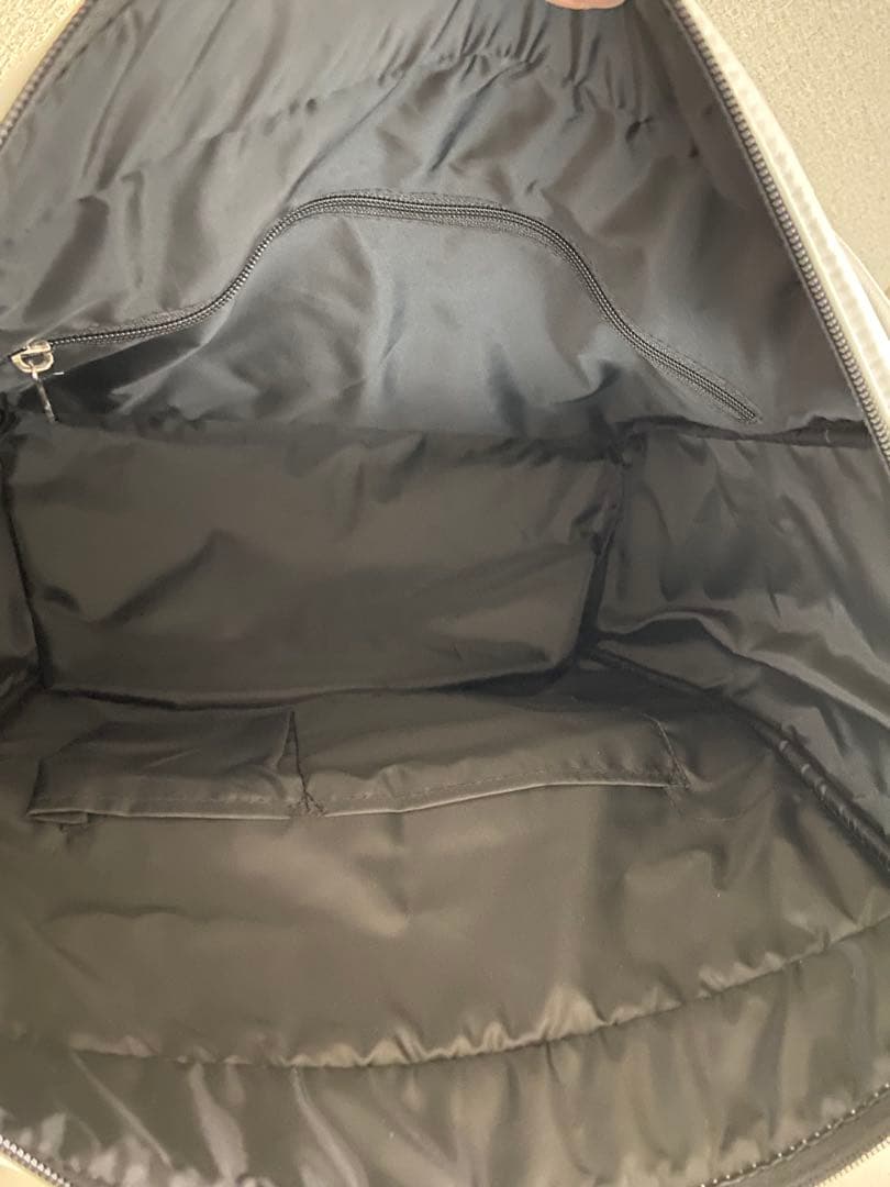 新品未使用 トミーヒルフィガー ゴルフバッグ トートバッグ 大容量 ホワイト