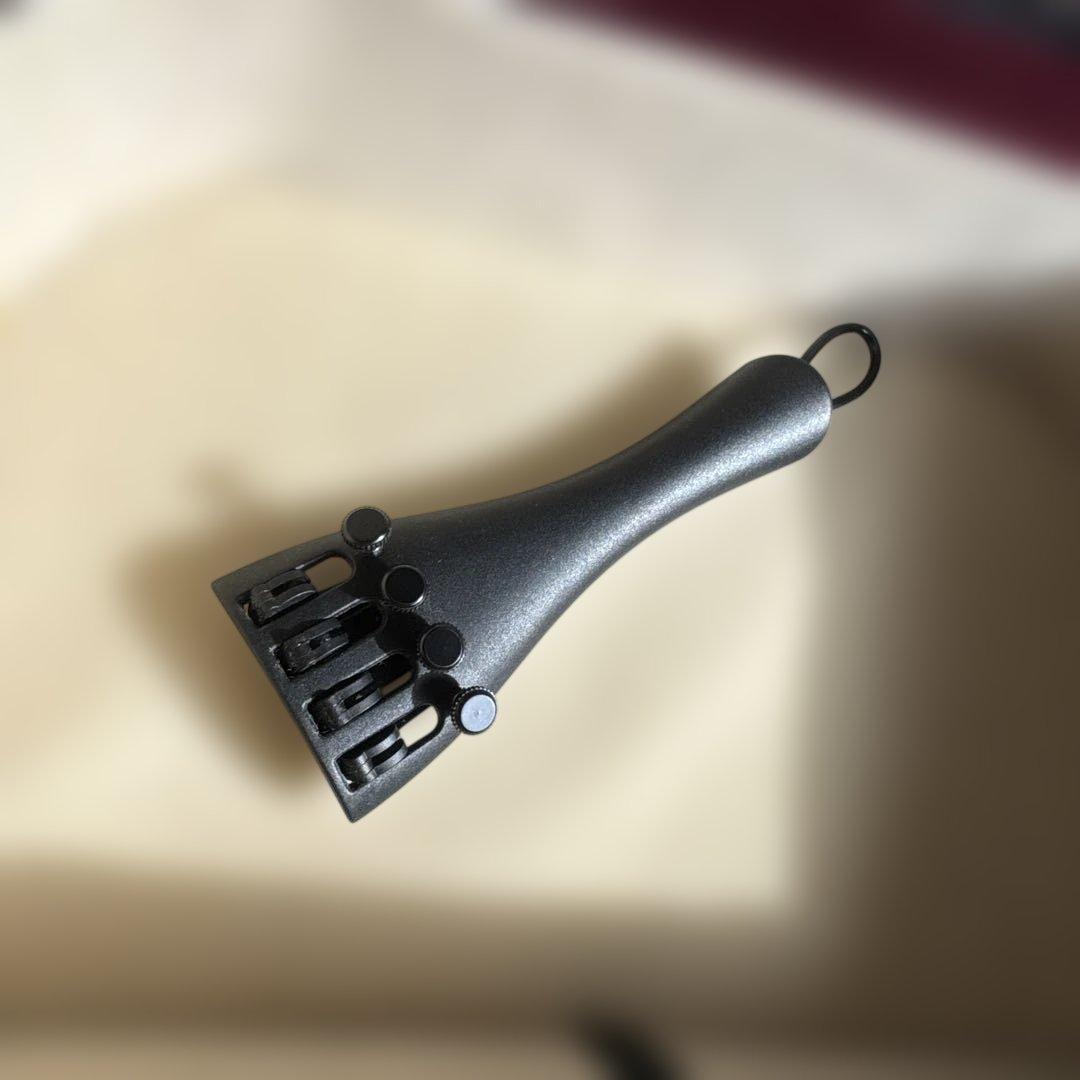 バイオリンケース 黒 ワインレッド内装