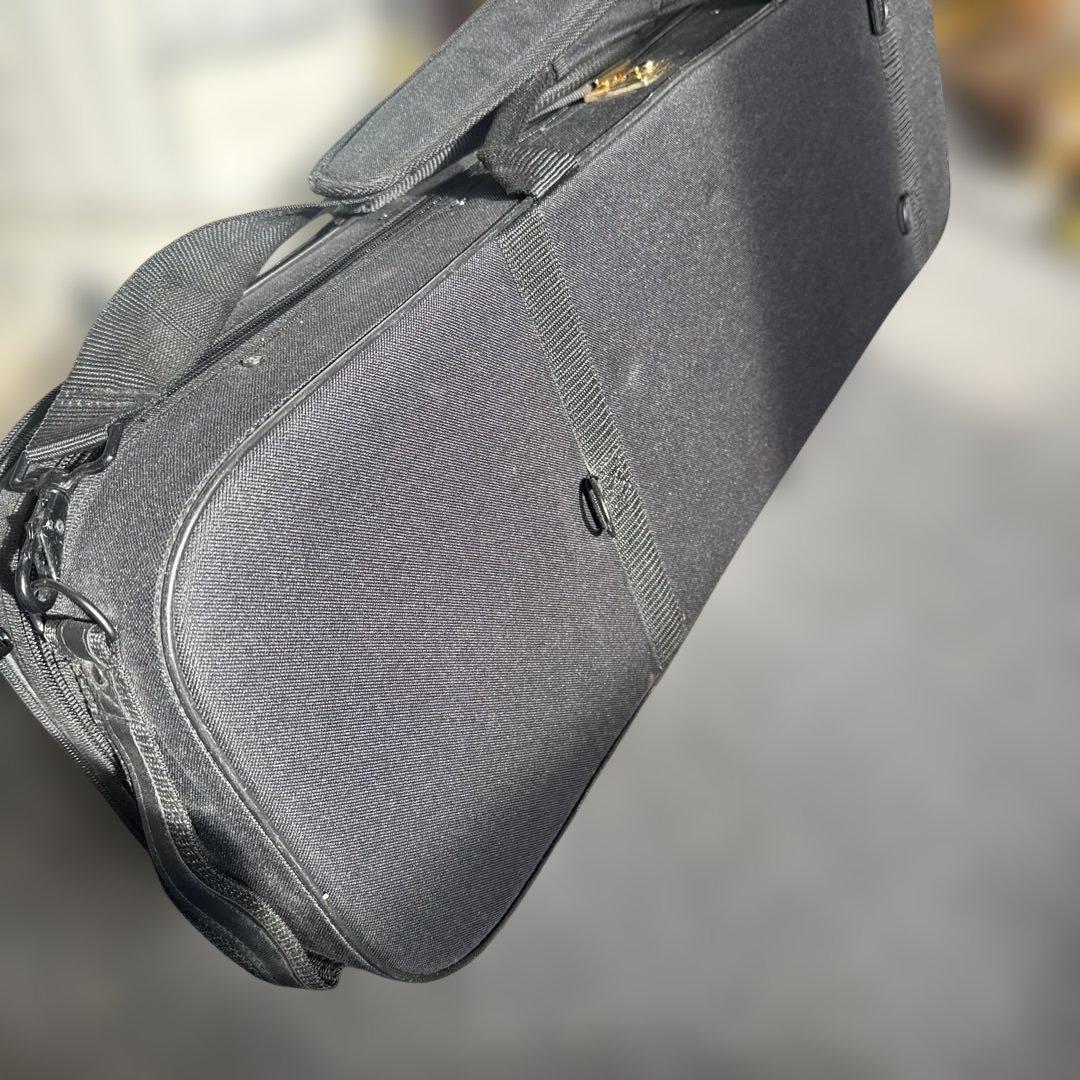 バイオリンケース 黒 ワインレッド内装