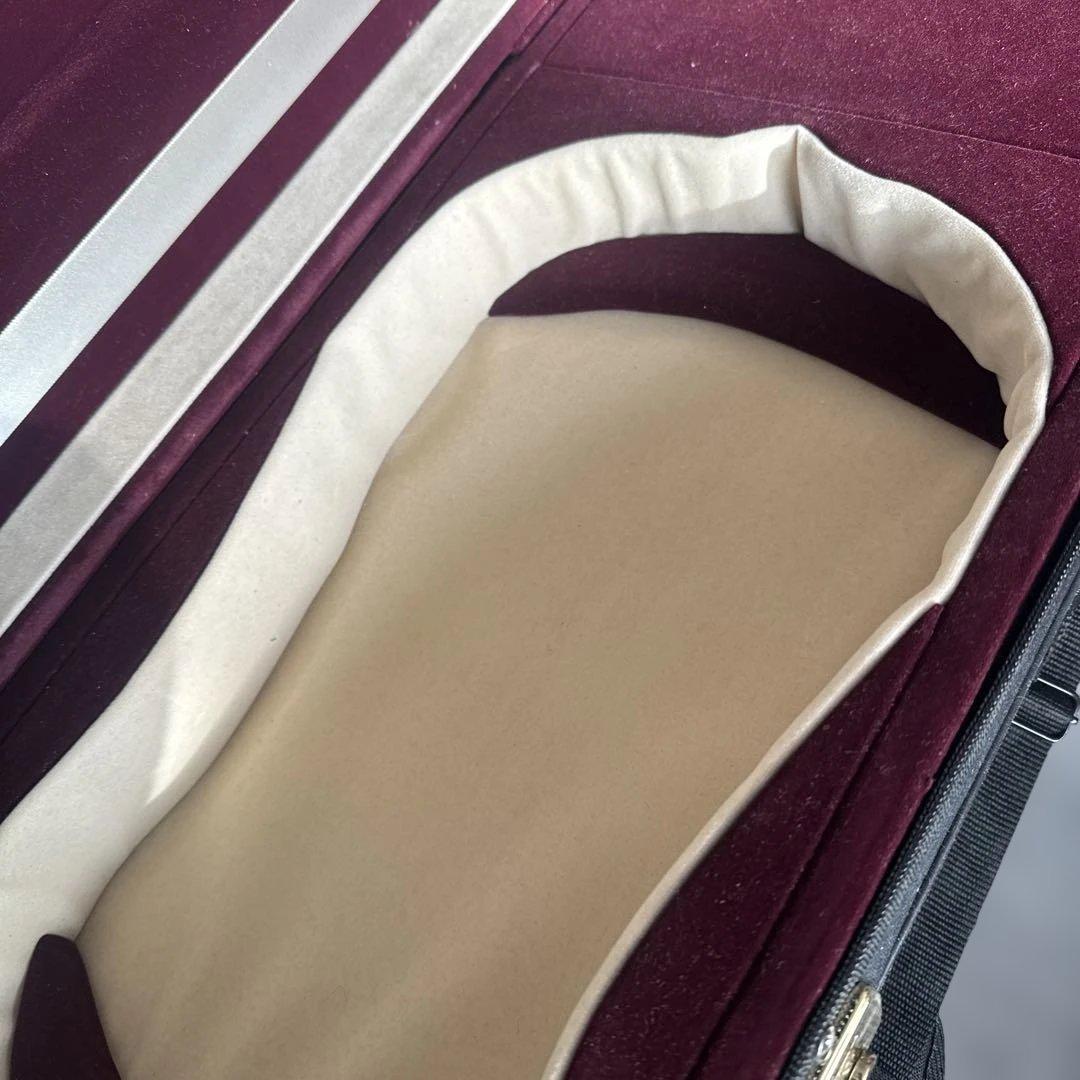 バイオリンケース 黒 ワインレッド内装