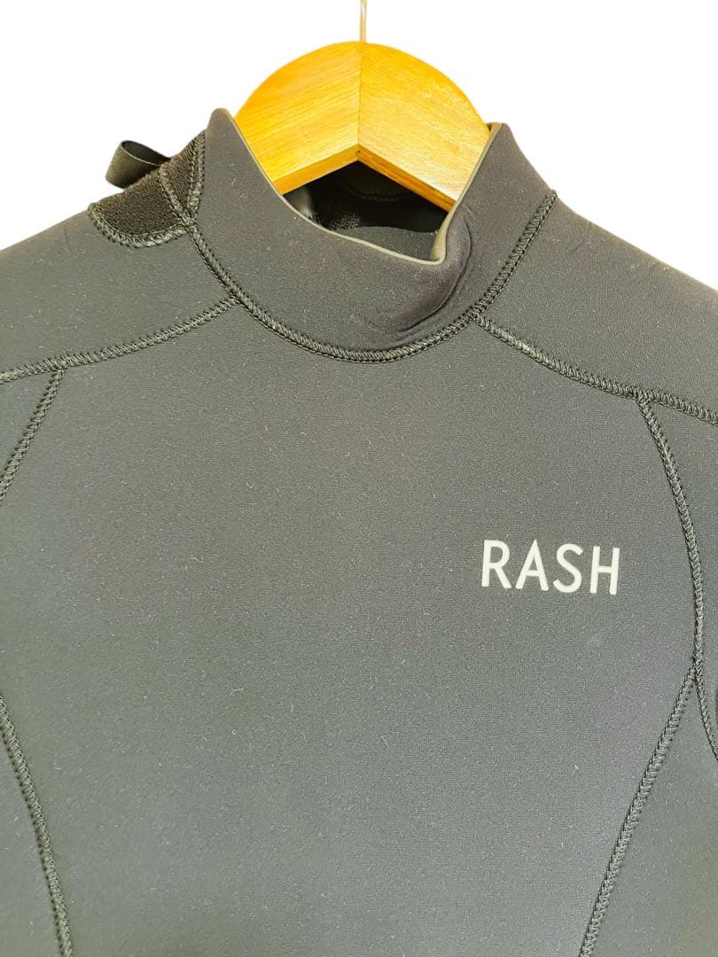新品　RASH WETSUIT ラッシュウェットスーツ