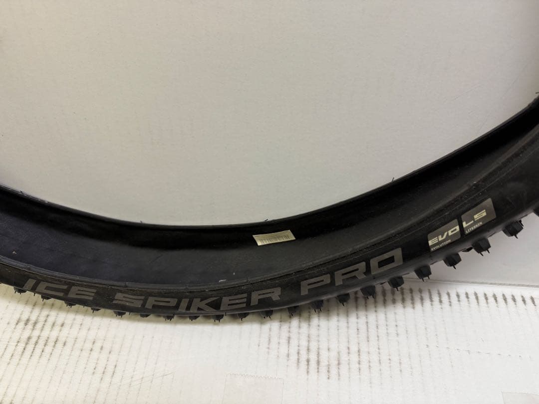 シュワルベ ICE SPIKER PRO スパイクタイヤ 27.5×2.25