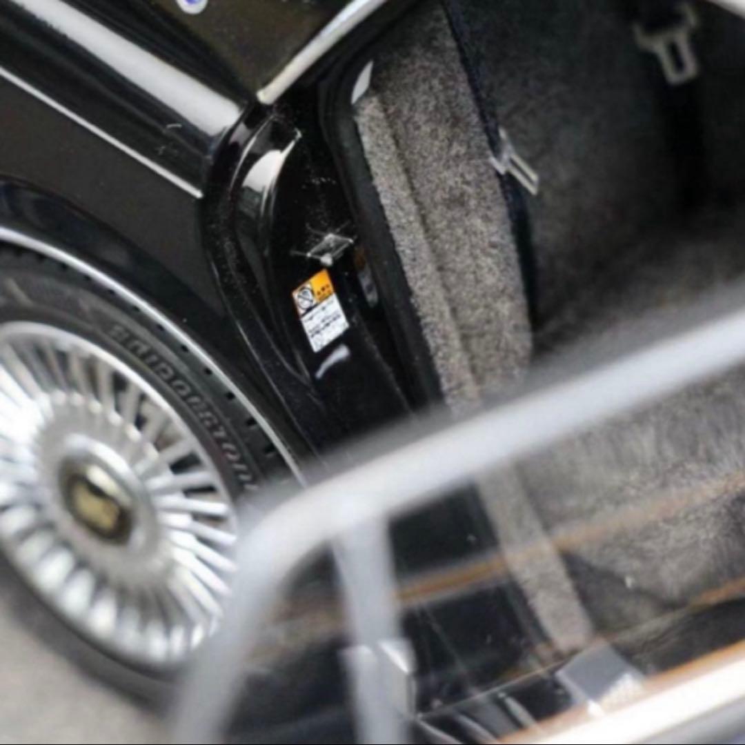 LCD製 1:18 トヨタ センチュリー 合金製フルオープンモデルカー　ブラック