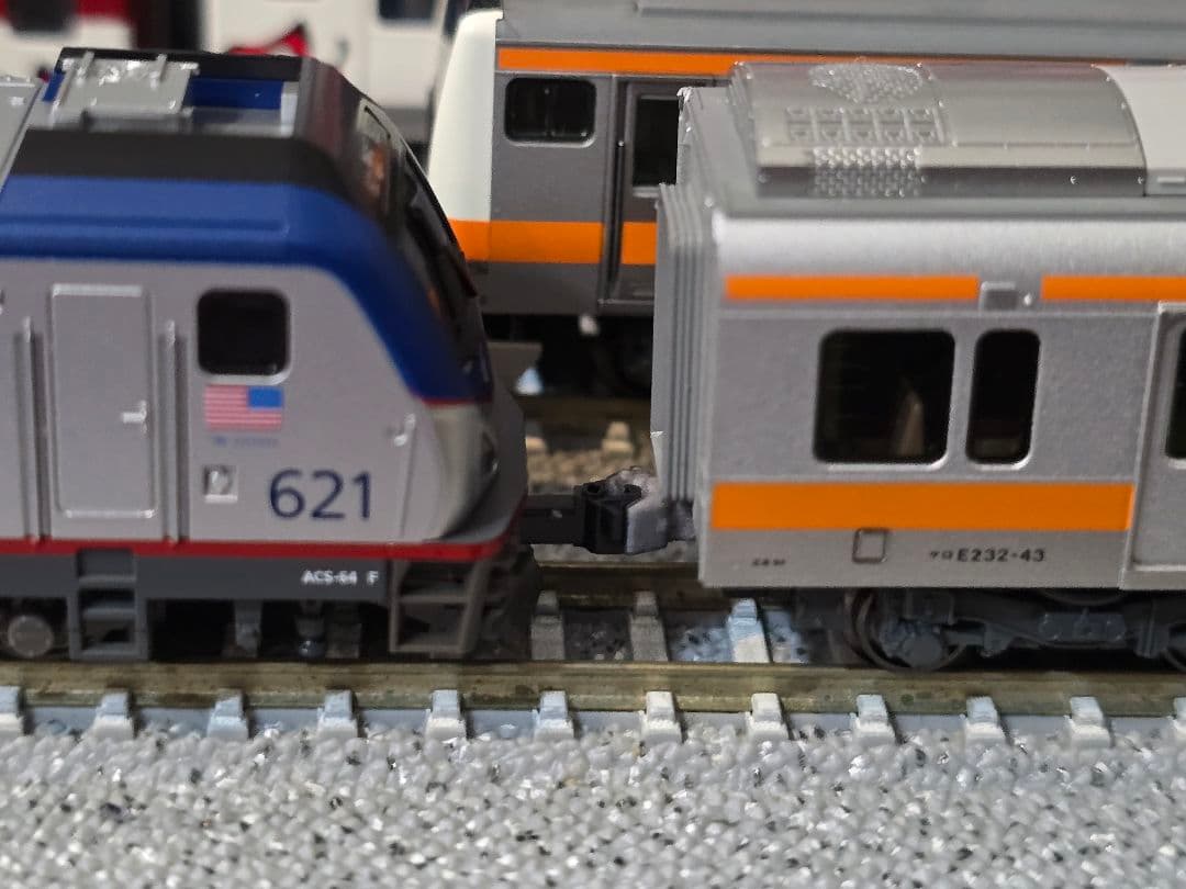 特製完成品 Nゲージ E233系中央線グリーン車甲種輸送仕様