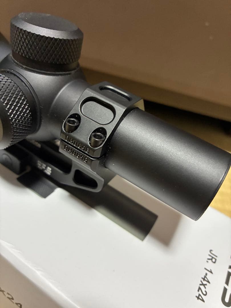 ベクターオプティクス　FORESTER JR. 1-4x24 ガイズリーマウント