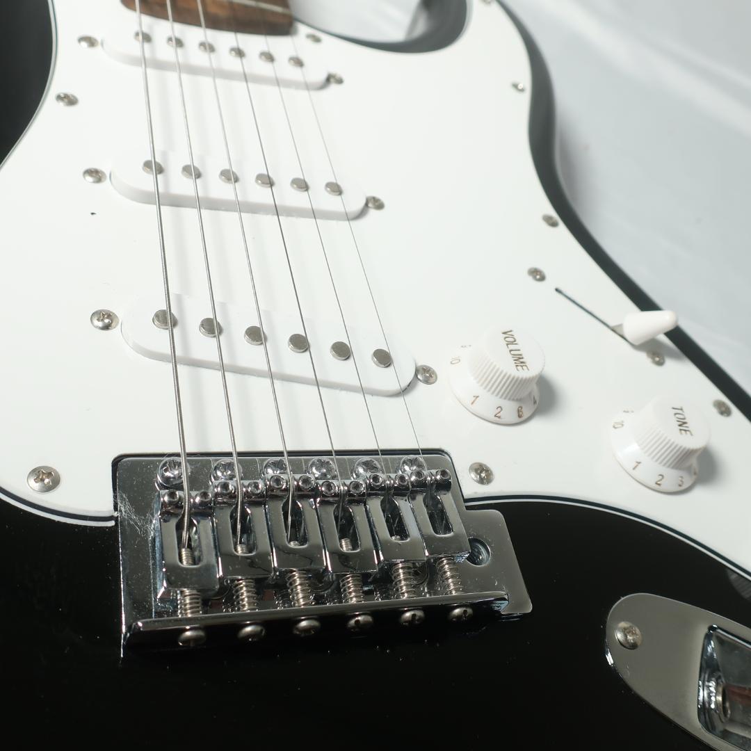 弦交換 美品 SELDER エレキギター ストラトタイプ BK