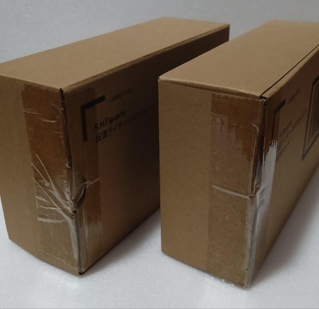 輸送箱未開封 S.H.Figuarts 仮面ライダークロスセイバー10聖剣セット